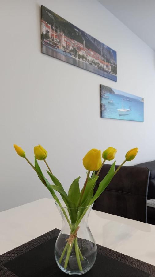 Lux Apartman Antonija Makarska Buitenkant foto